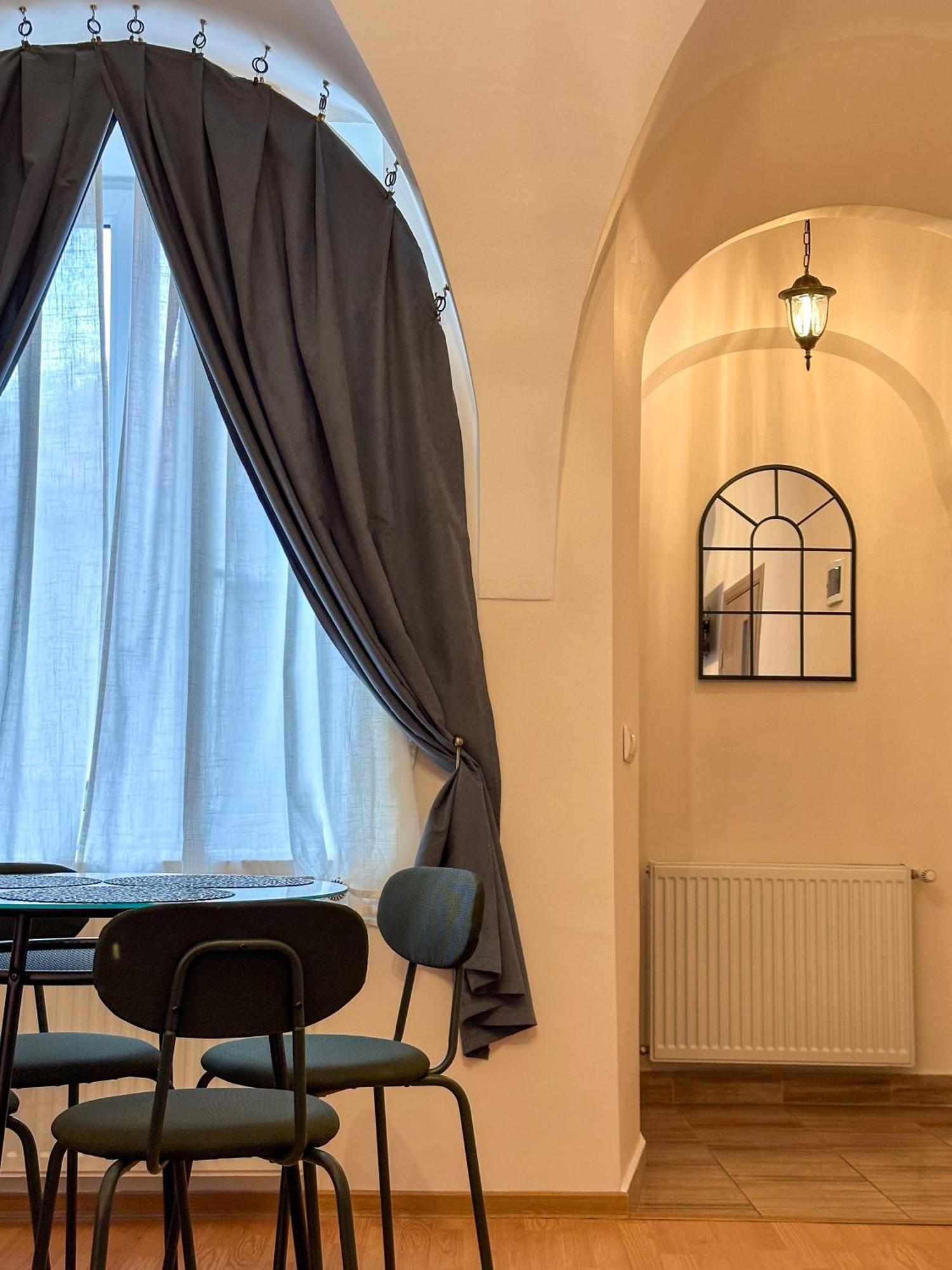 Serenity House Apartments Sibiu Bagian luar foto