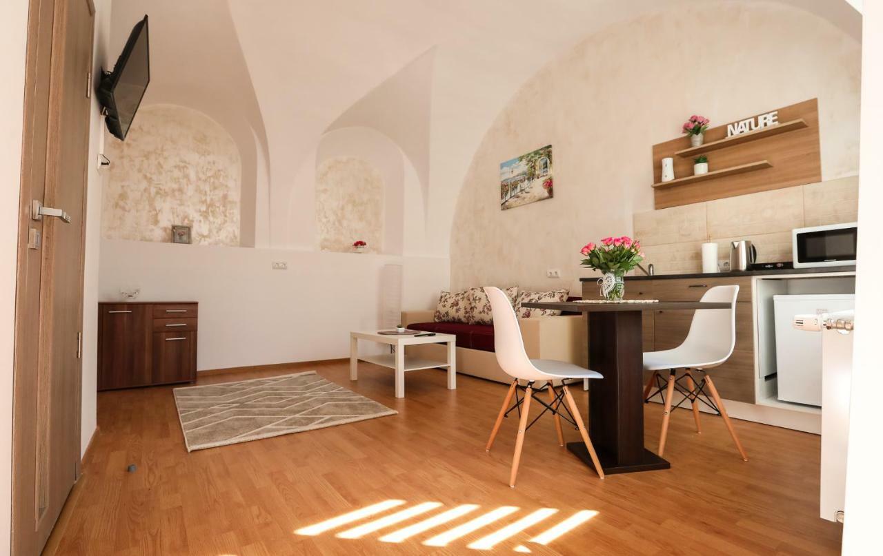 Serenity House Apartments Sibiu Bagian luar foto