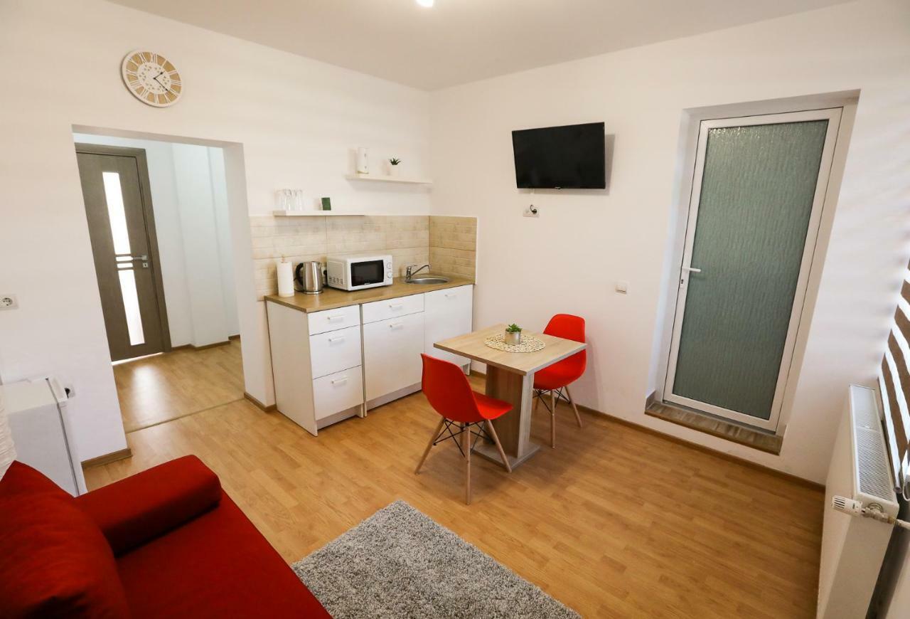 Serenity House Apartments Sibiu Bagian luar foto