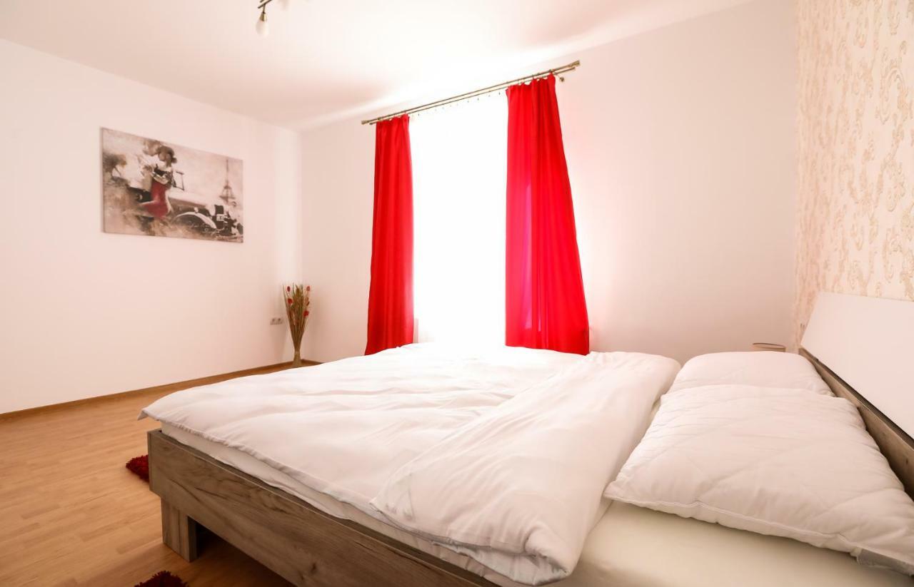 Serenity House Apartments Sibiu Bagian luar foto